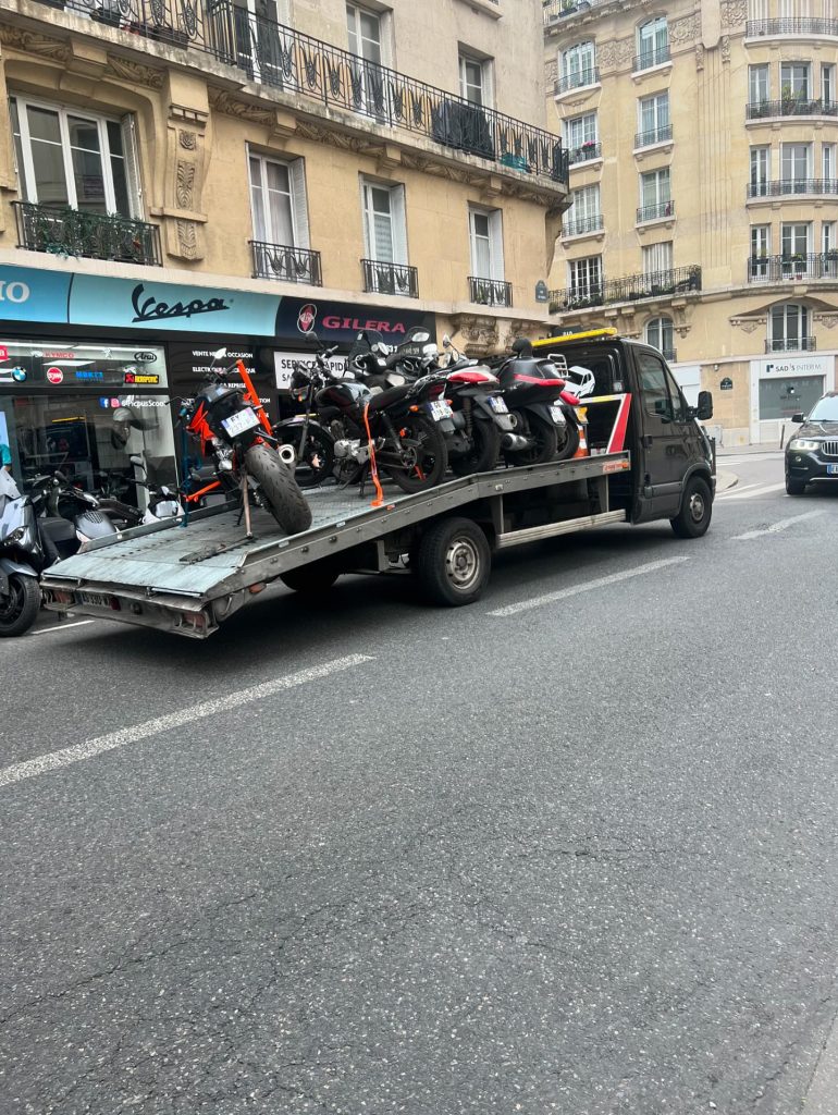 Épaviste Savigny-sur-Orge agréé intervenant pour enlèvement d'épave gratuit à Savigny-sur-Orge (91